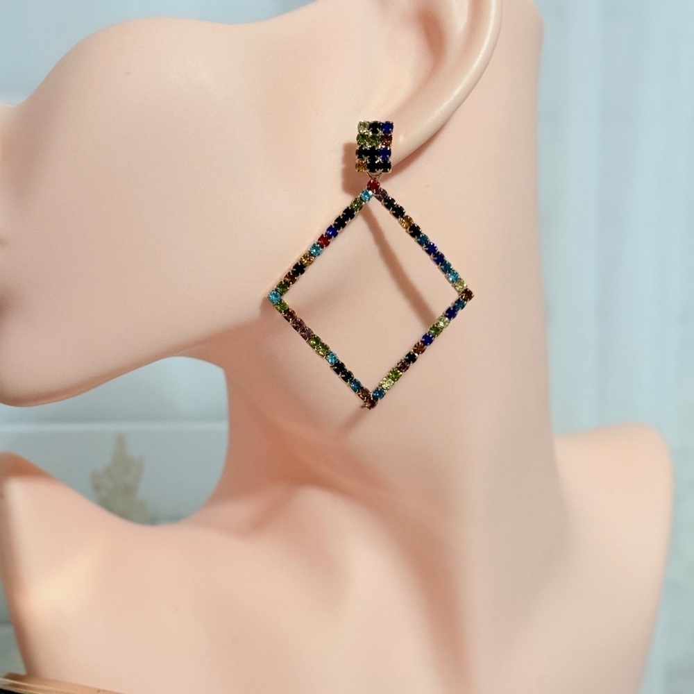 ⚜️ Multicolor Geometric Earrings - Picture 4 of 8